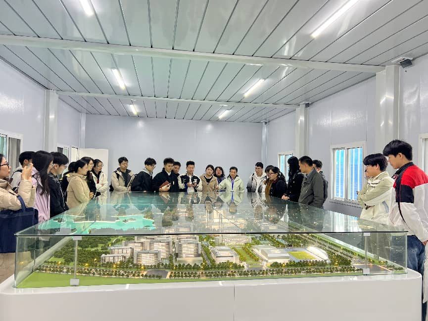 未来学院(新校区)建设指挥部办公室